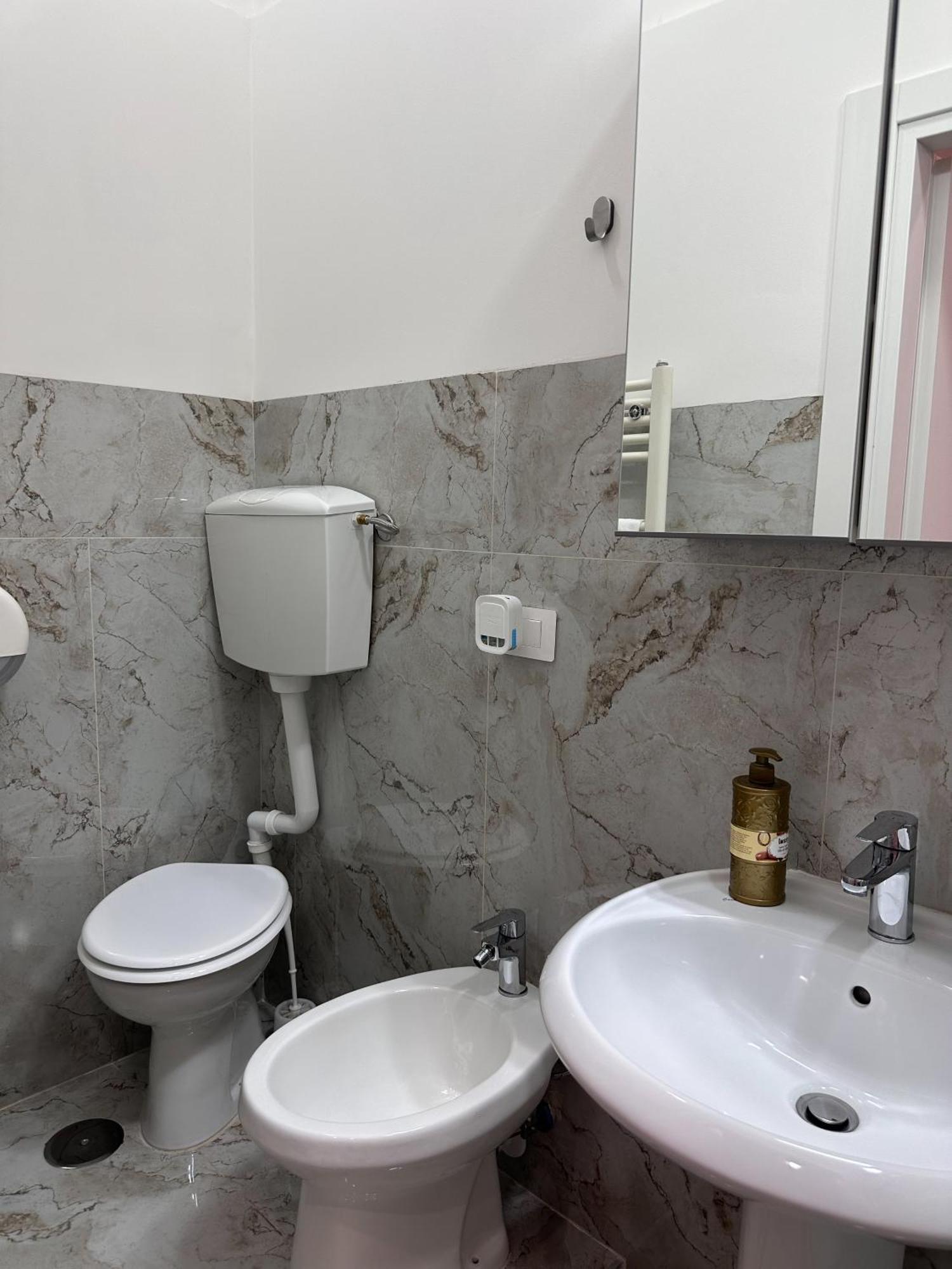 Benvenuto A Napoli Bed & Breakfast Bagian luar foto